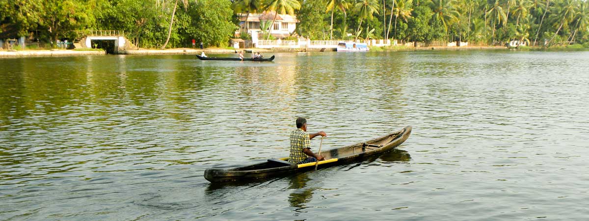 How to book a Houseboat in Alleppey