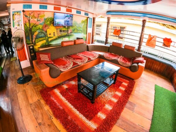 Five Bedroom Houseboat
