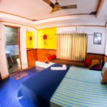 bedroom in houseboat