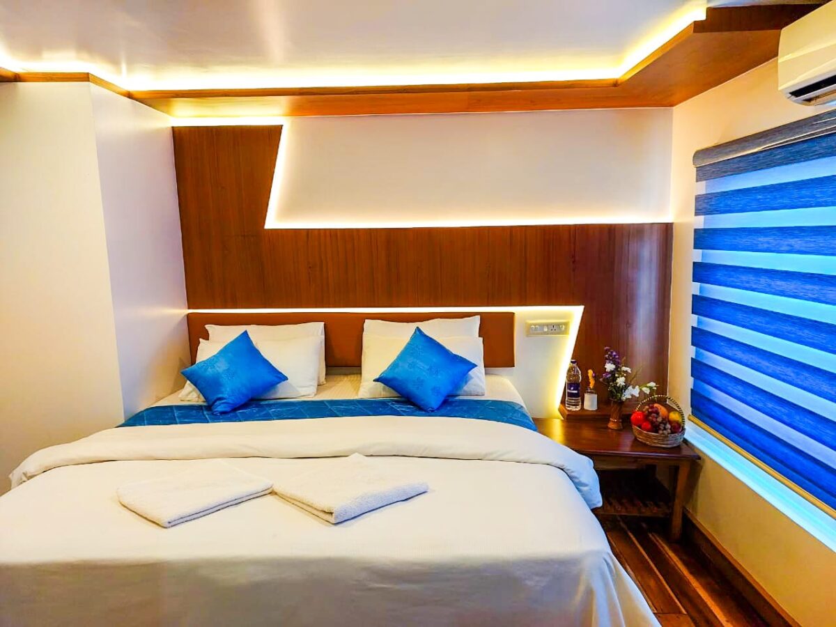 houseboat in alleppey