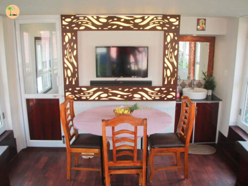 deluxe houseboat alleppey