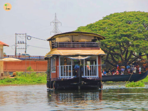 1 bedroom deluxe houseboat