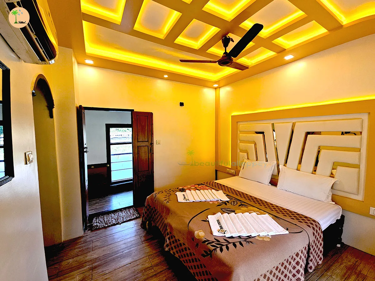 premium 3 bedroom boathoue alleppey