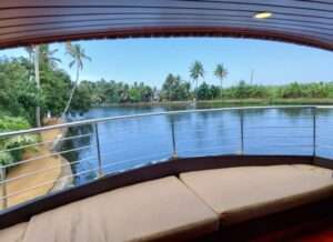 Houseboat with sun deck