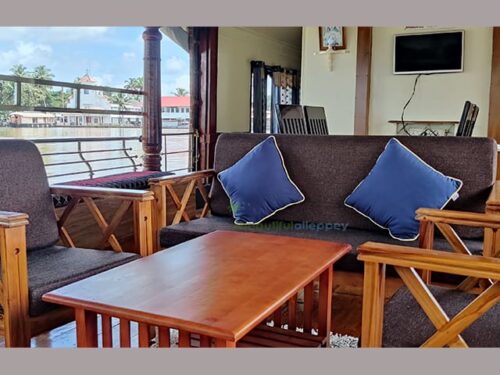 1 bedroom houseboat in alleppey