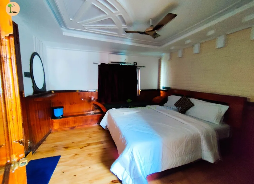 2 bedroom boathouse in alappuzha