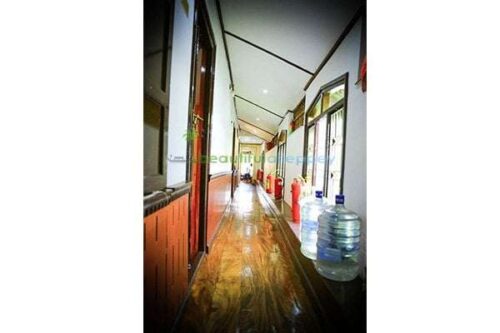 Three bedroom pathway