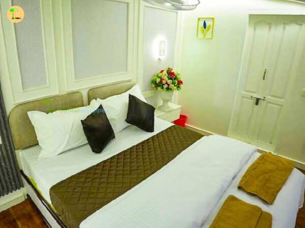 Five Bedroom Houseboat Alleppey