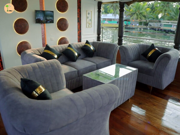 Premium Five Bedroom Houseboat