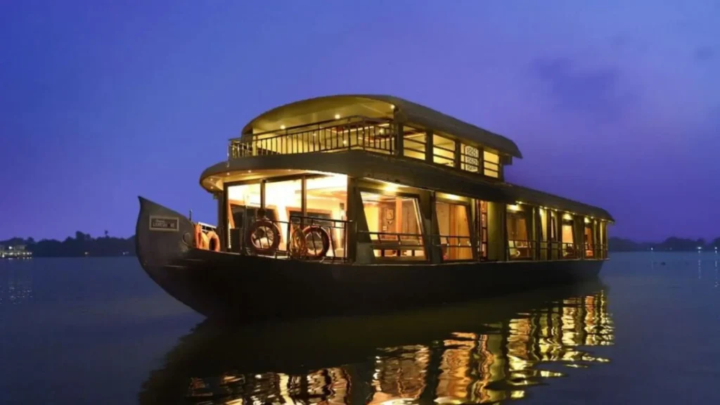 Alleppey Houseboat for One Night