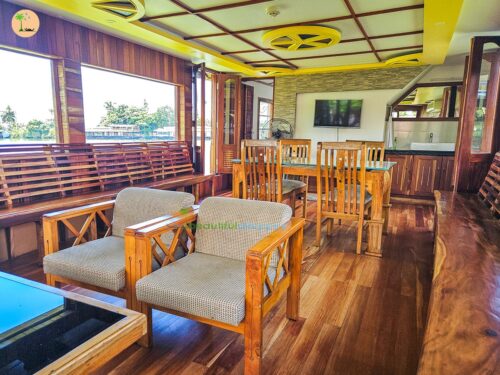 ac dining in alleppey houseboat