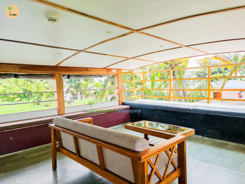 upper deck in alleppey houseboat