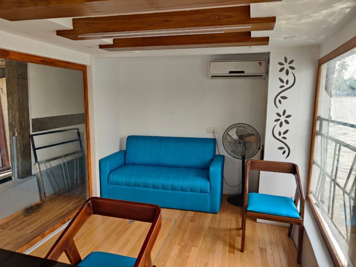 houseboat in alleppey