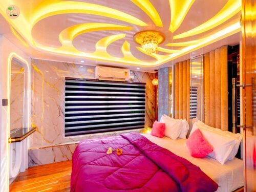 premium 2 bedroom boathouse