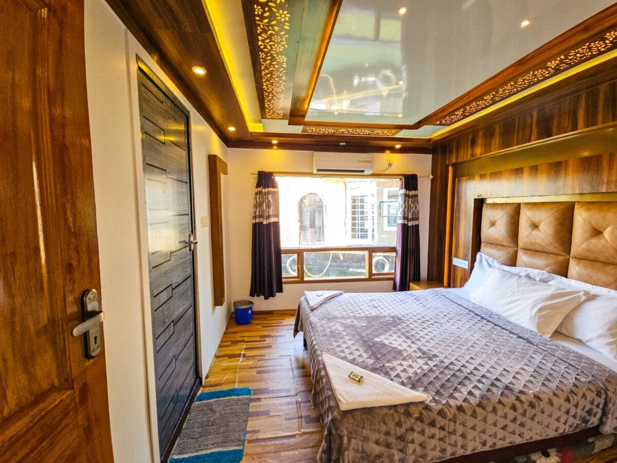 houseboat in kerala