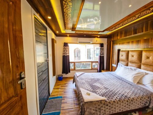 houseboat in kerala