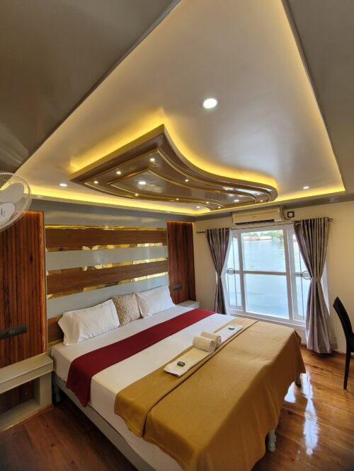alleppey boathouse