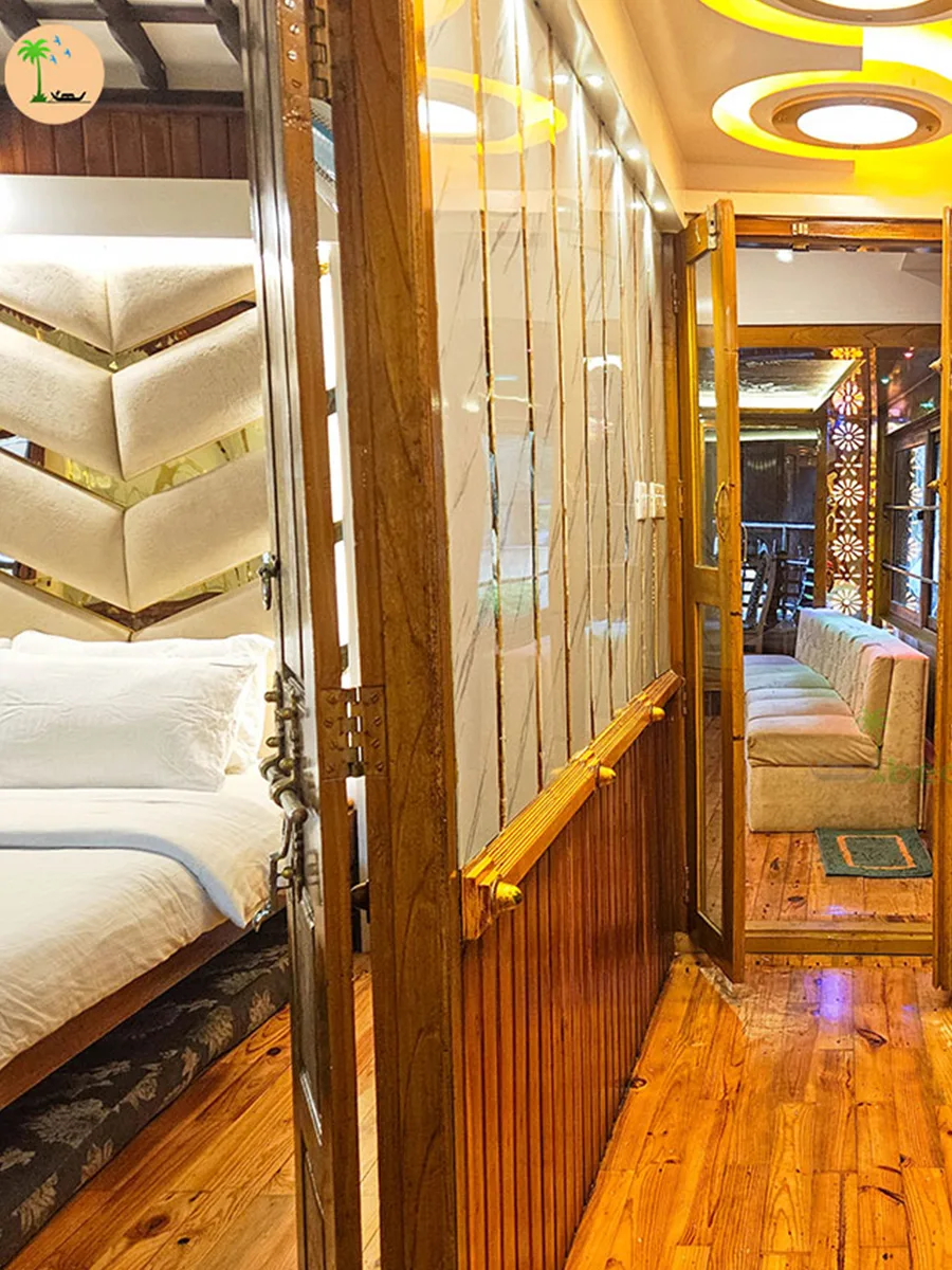 1 Bedroom premium houseboat alleppey