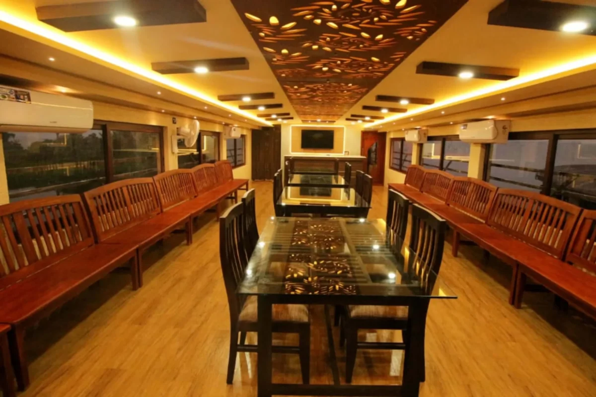 night stay in alleppey houseboat