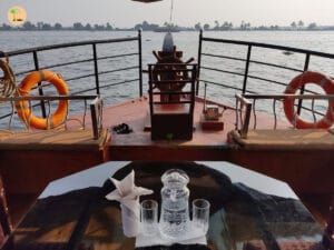alleppey backwater houseboat trip