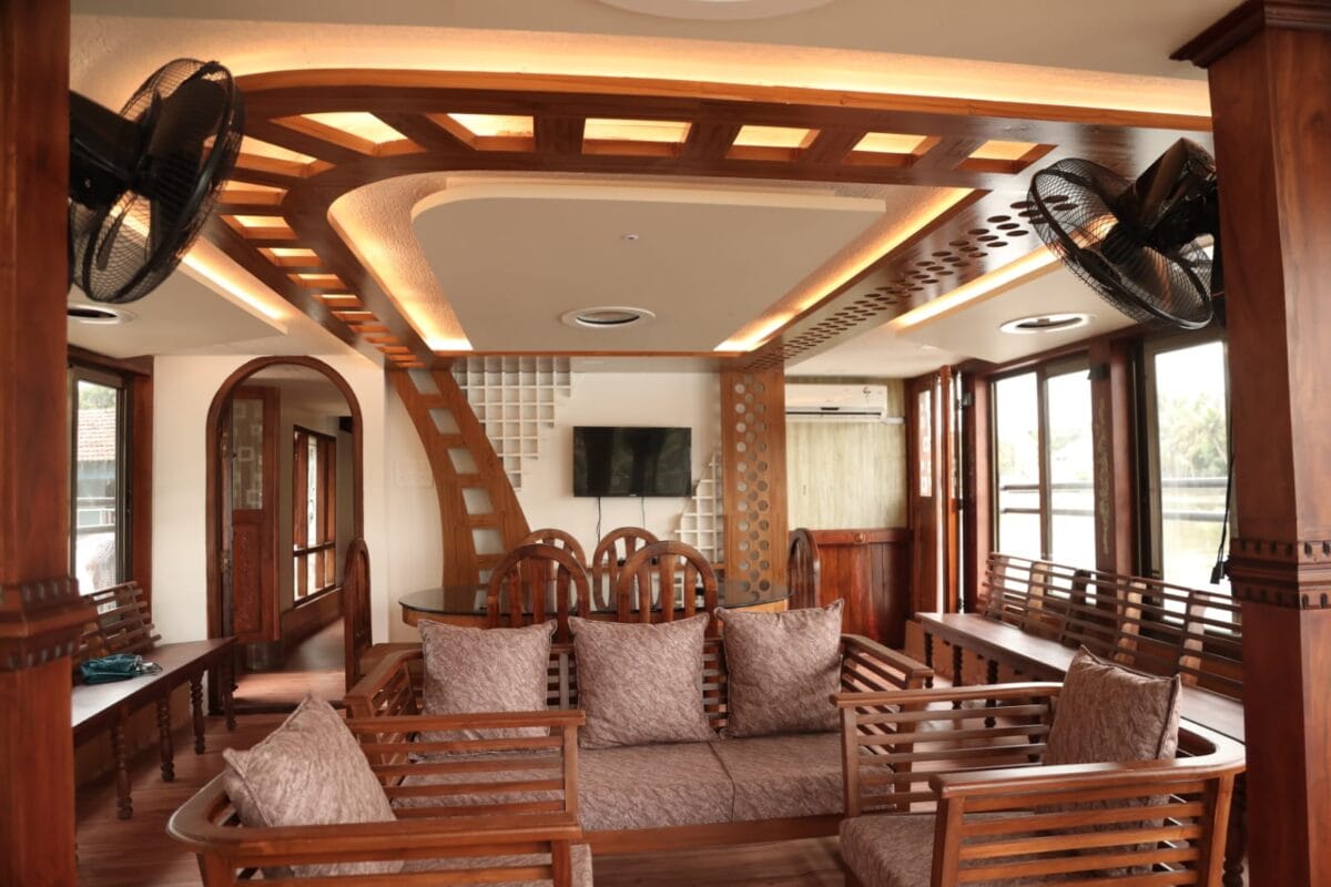houseboat in alleppey