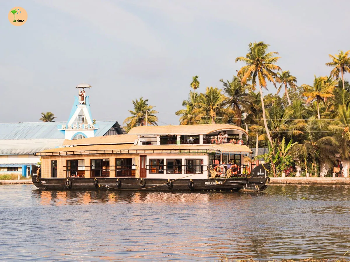 premium houseboat with upper deck