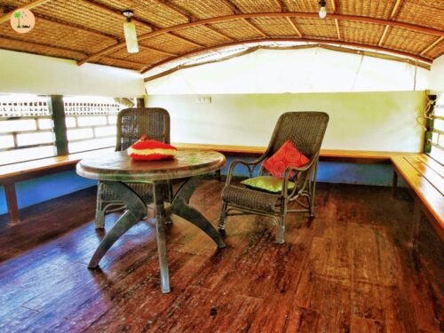 houseboat with upper deck in alleppey
