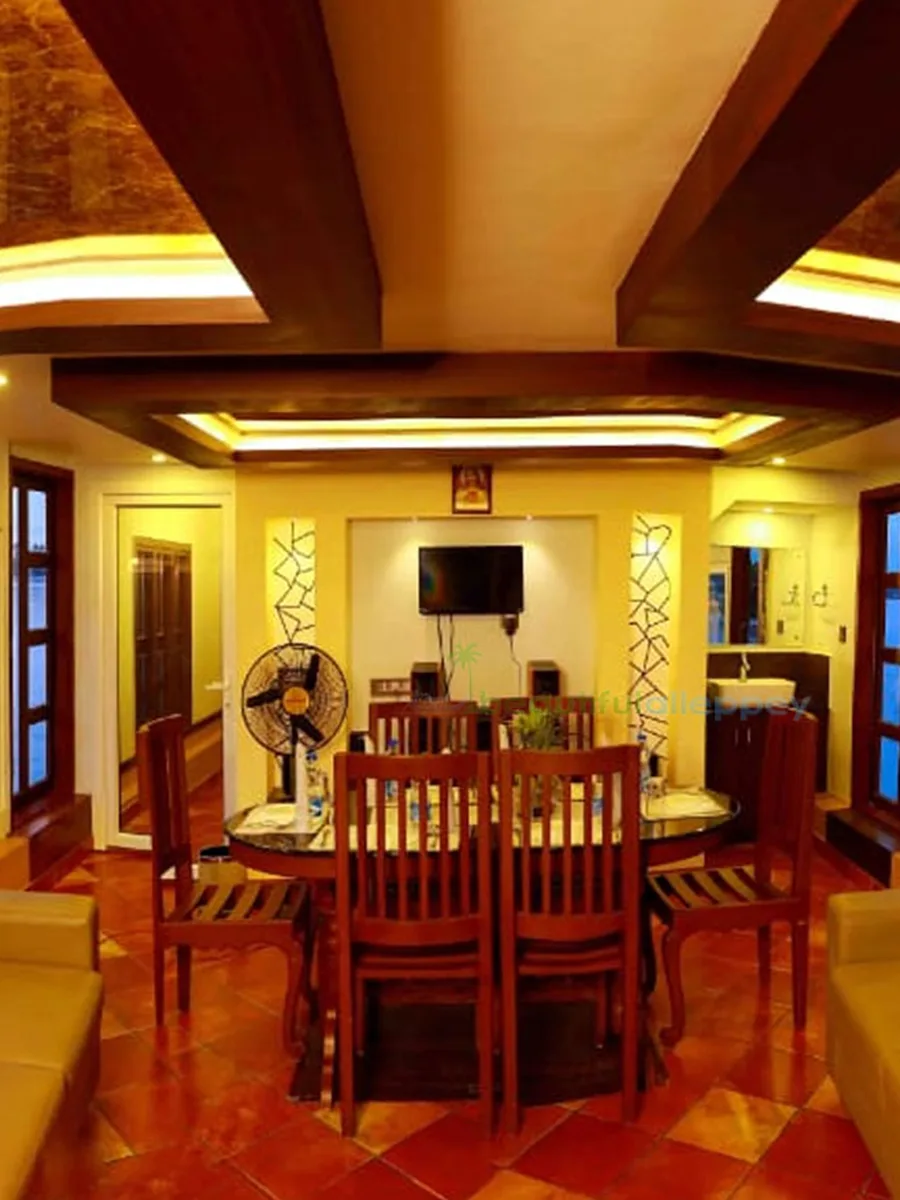 3 Bedroom Premium Houseboat Alleppey
