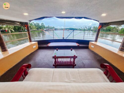 upper deck houseboat in alleppey