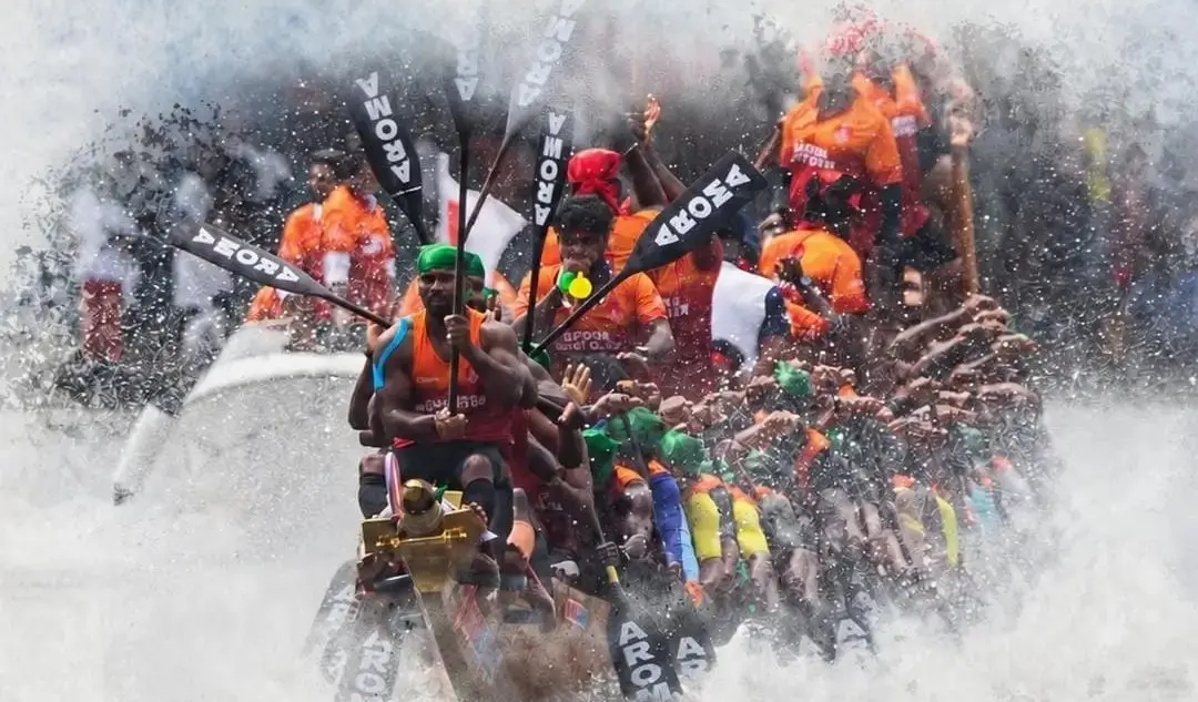 Aroma Chundan snake boat rowed by Aroma Boat Club racing on Punnamada Lake to win the 72nd Nehru Trophy Boat Race 2026 in Alappuzha