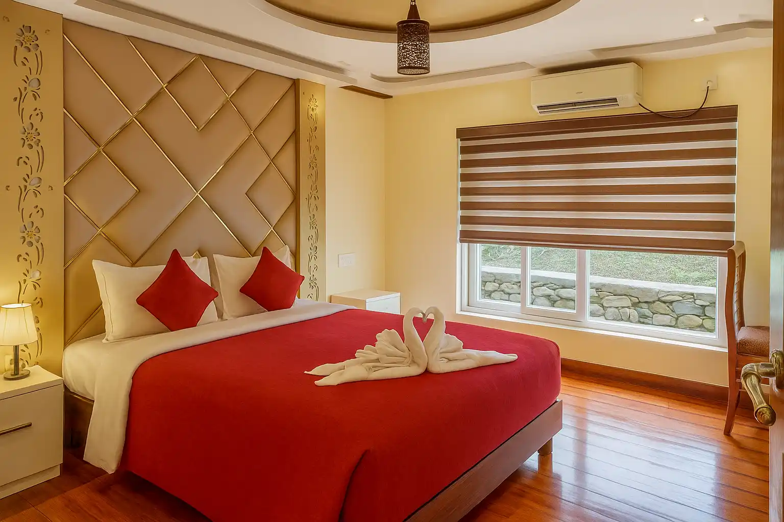4 bedroom houseboat in Alleppey Kerala backwaters