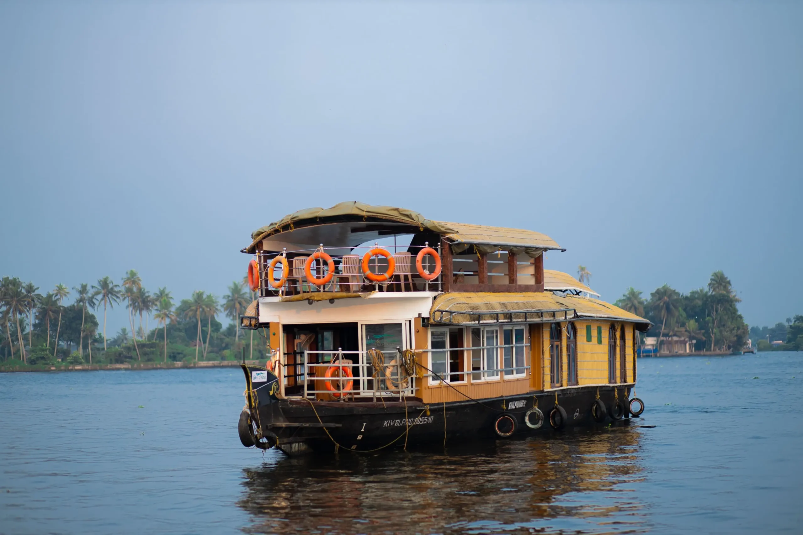 Mithram 2 bedroom houseboat with upper deck